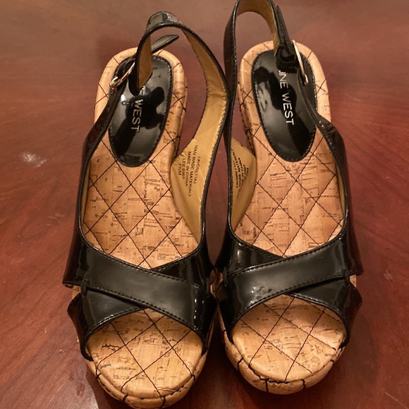 🦊 Nine West cork wedges. - Picture 6 of 6
